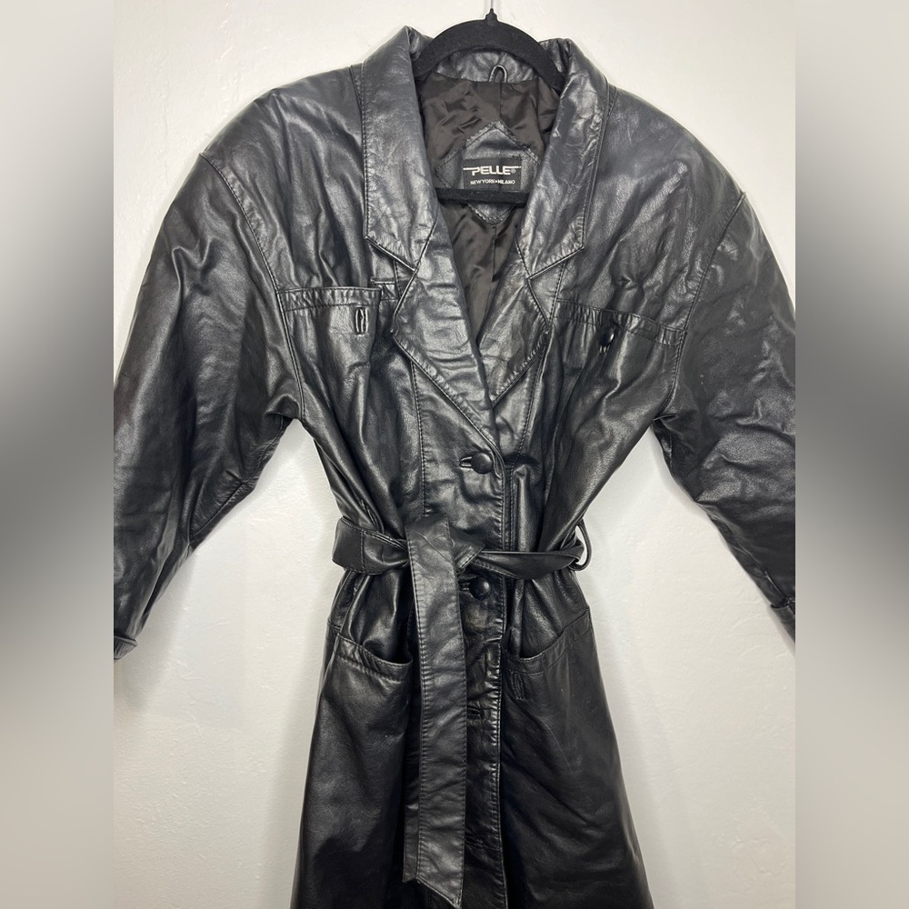Vintage black leather jacket (size s)
